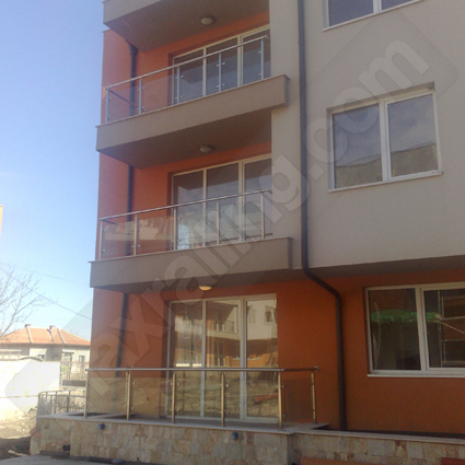 Иноксови парапети